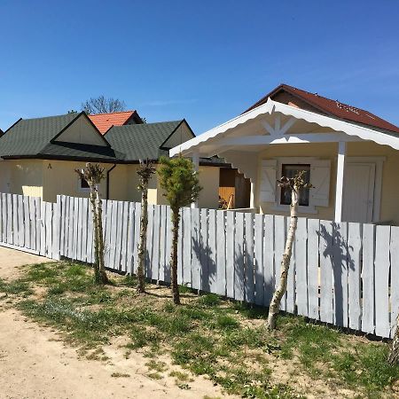 Domki Abiga Hotell Sianozety Exteriör bild
