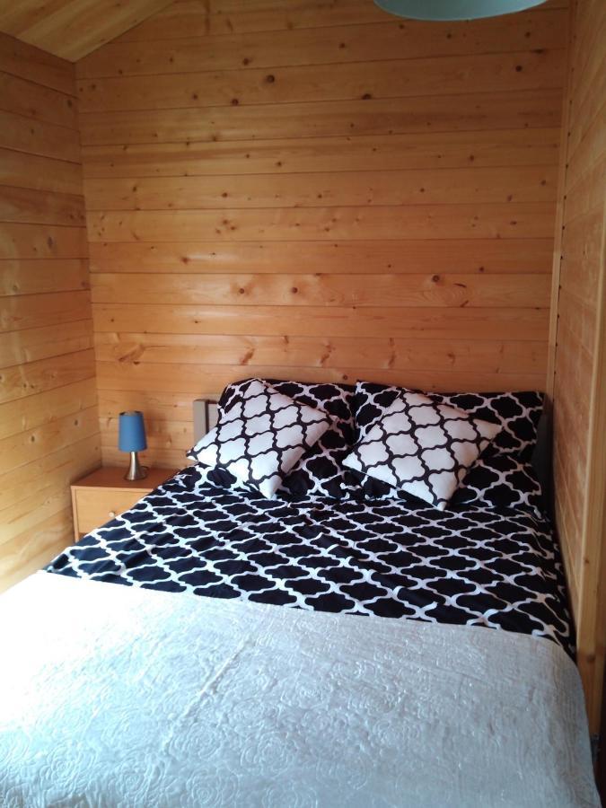 Domki Abiga Hotell Sianozety Exteriör bild